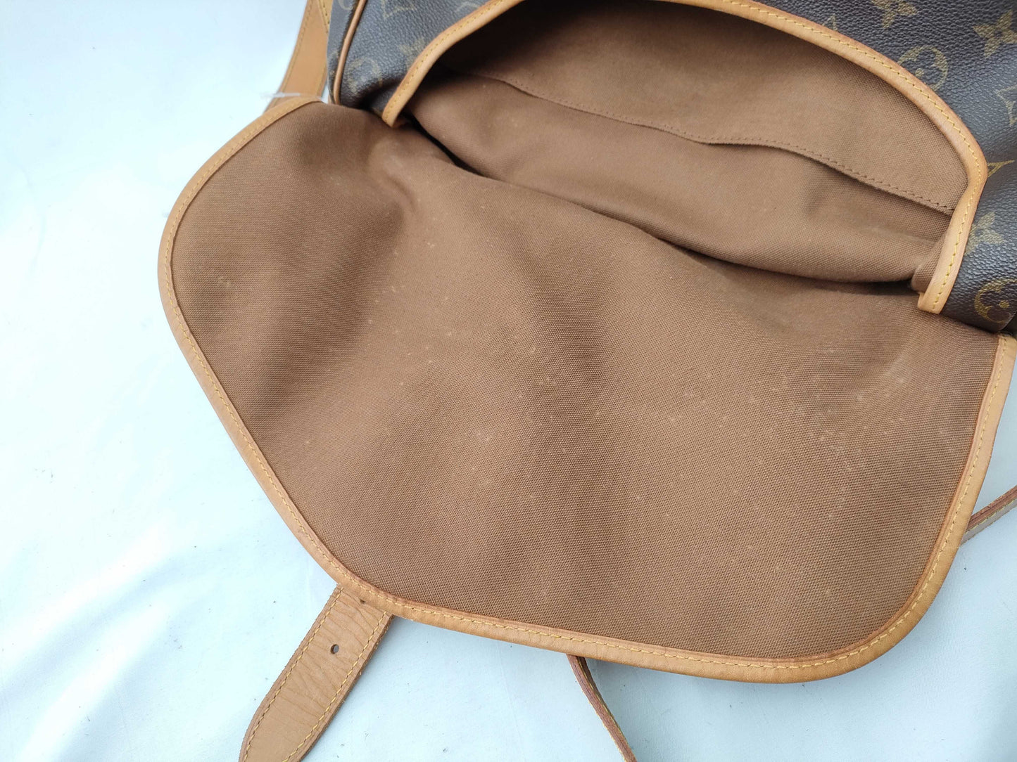 LOUIS VUITTON Monogram Saumur 35 Shoulder Bag