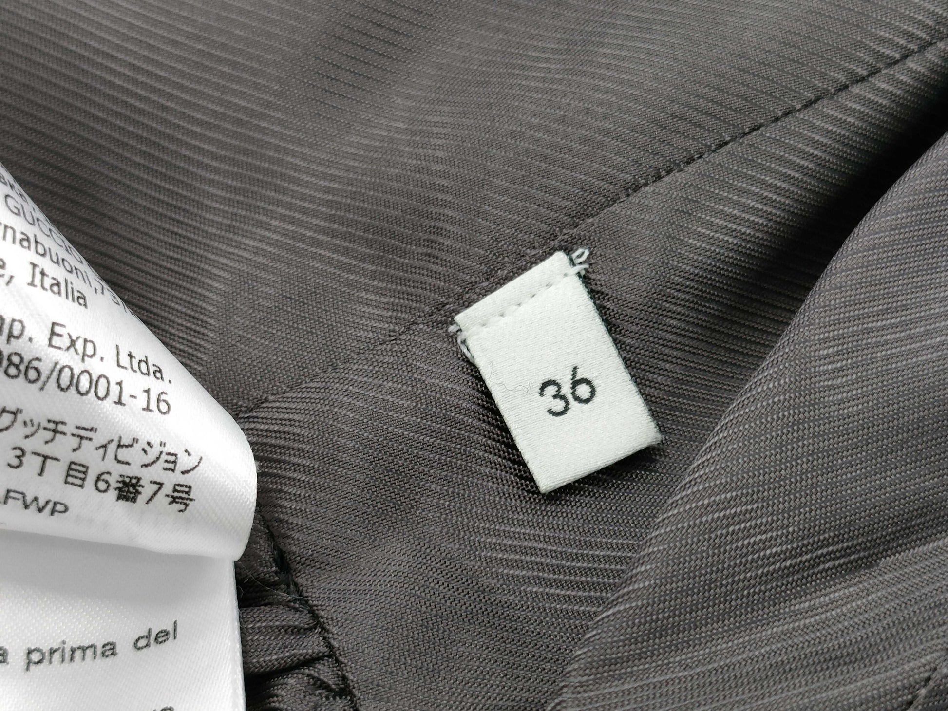GUCCI Velvet Collar Double-Breasted Coat Size 36