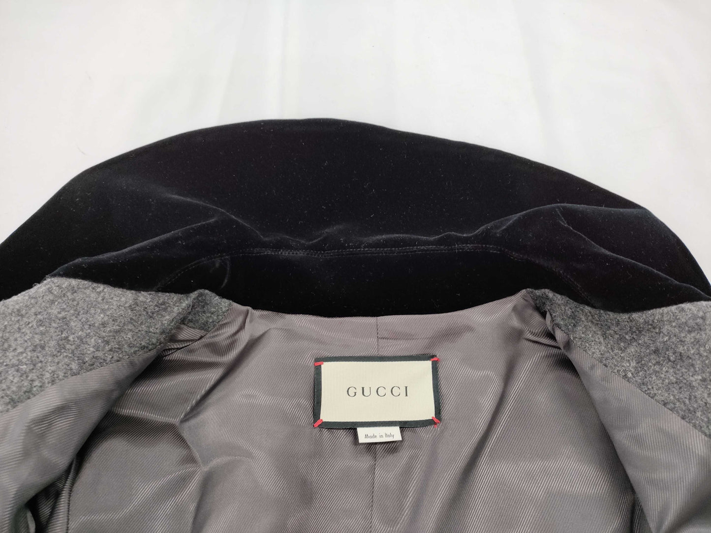 GUCCI Velvet Collar Double-Breasted Coat Size 36