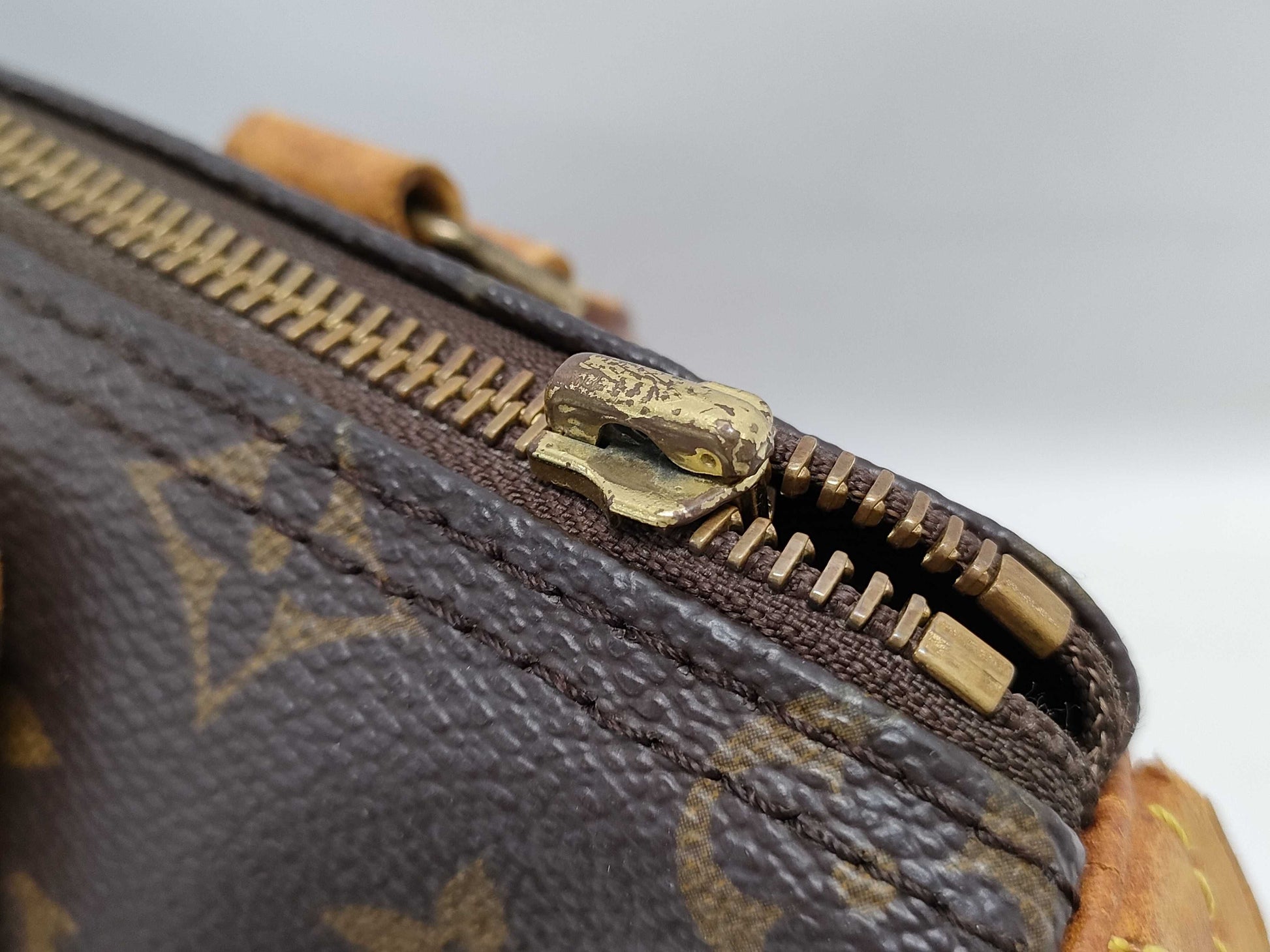 LOUIS VUITTON Monogram M41109 Speedy 25 Handbag