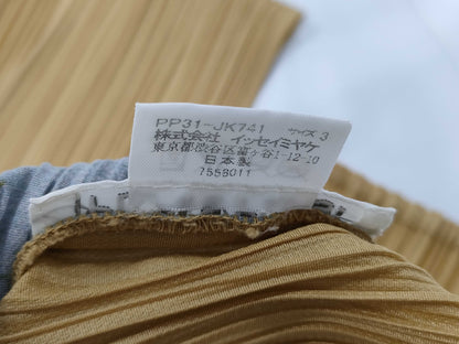 ISSEY MIYAKE Pleats Please patterned tank top