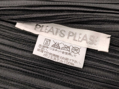 ISSEY MIYAKE Pleats Please Black Cardigan