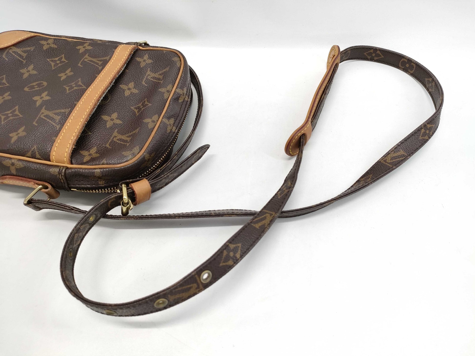LOUIS VUITTON Monogram M45236 Amazon Shoulder Bag