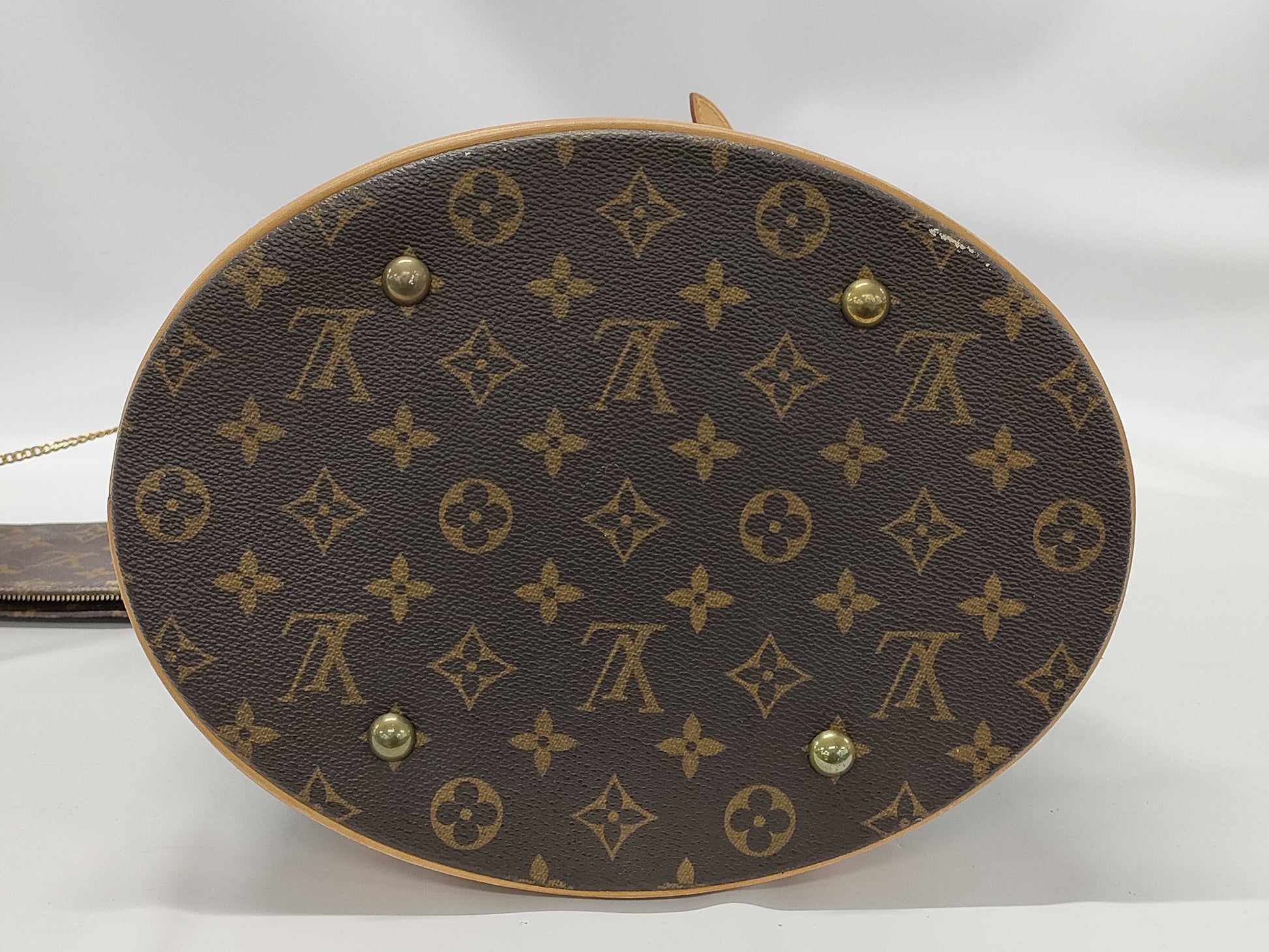 LOUIS VUITTON Monogram Bucket GM Tote Bag with Pouch