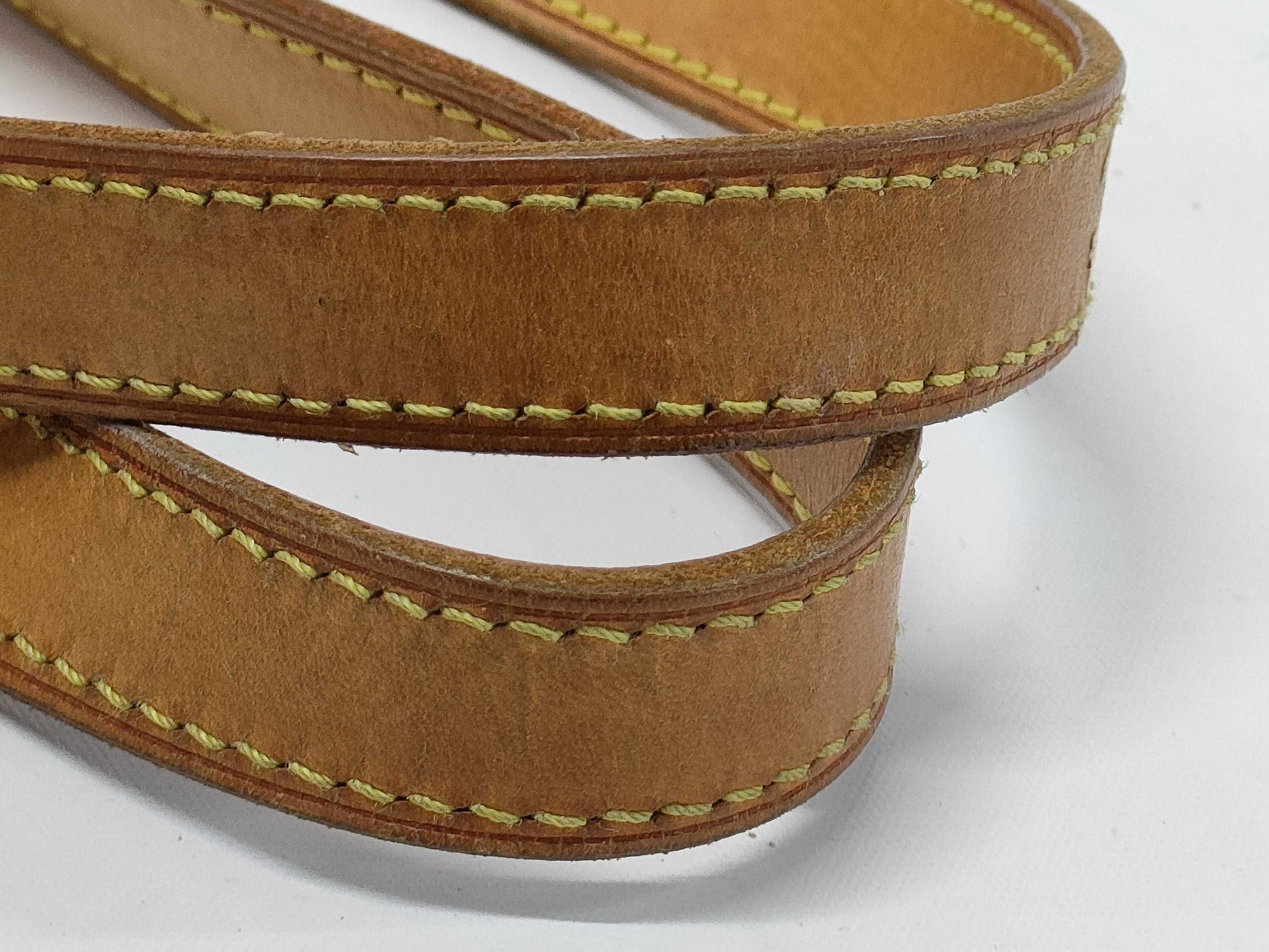 LOUIS VUITTON Monogram Bucket GM Tote Bag with Pouch