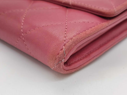 CHANEL [With sticker card] 18th series Lambskin Matelasse Bi-fold Long Wallet Pink Wallet