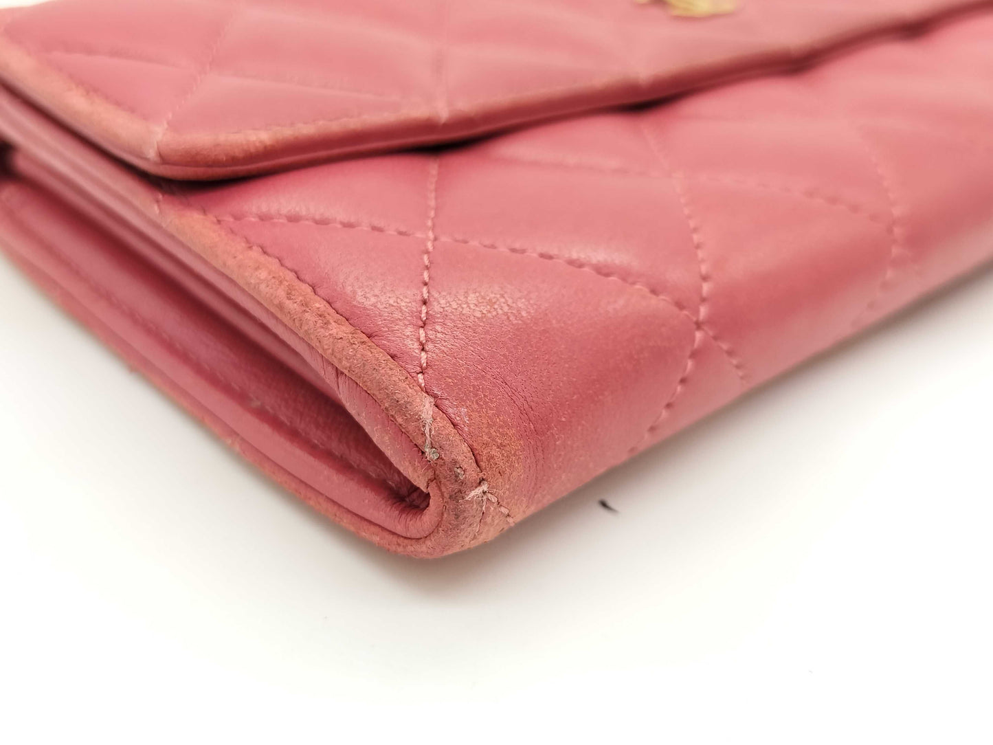 CHANEL [With sticker card] 18th series Lambskin Matelasse Bi-fold Long Wallet Pink Wallet