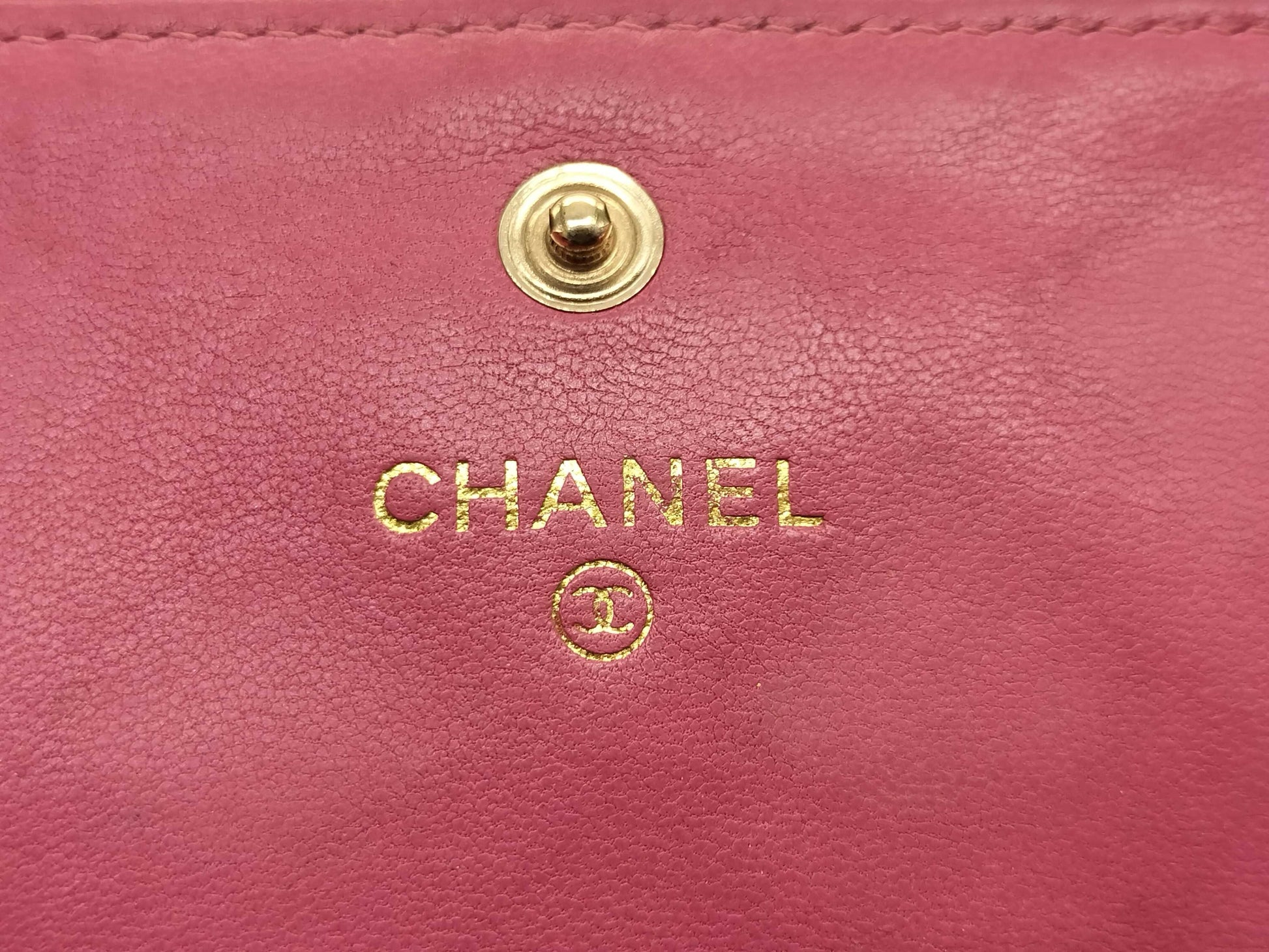 CHANEL [With sticker card] 18th series Lambskin Matelasse Bi-fold Long Wallet Pink Wallet