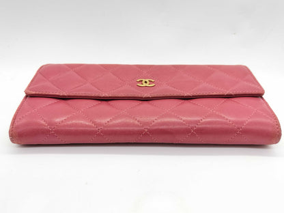 CHANEL [With sticker card] 18th series Lambskin Matelasse Bi-fold Long Wallet Pink Wallet