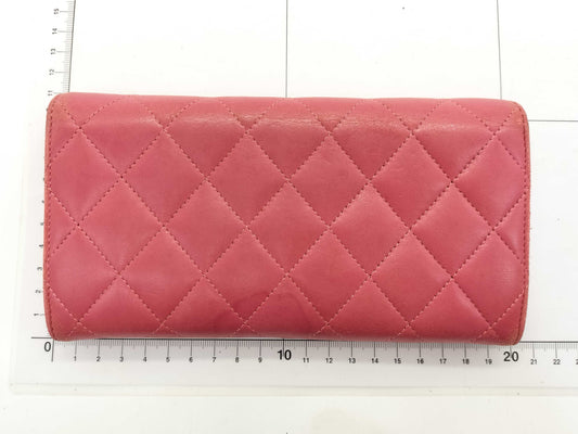 CHANEL [With sticker card] 18th series Lambskin Matelasse Bi-fold Long Wallet Pink Wallet