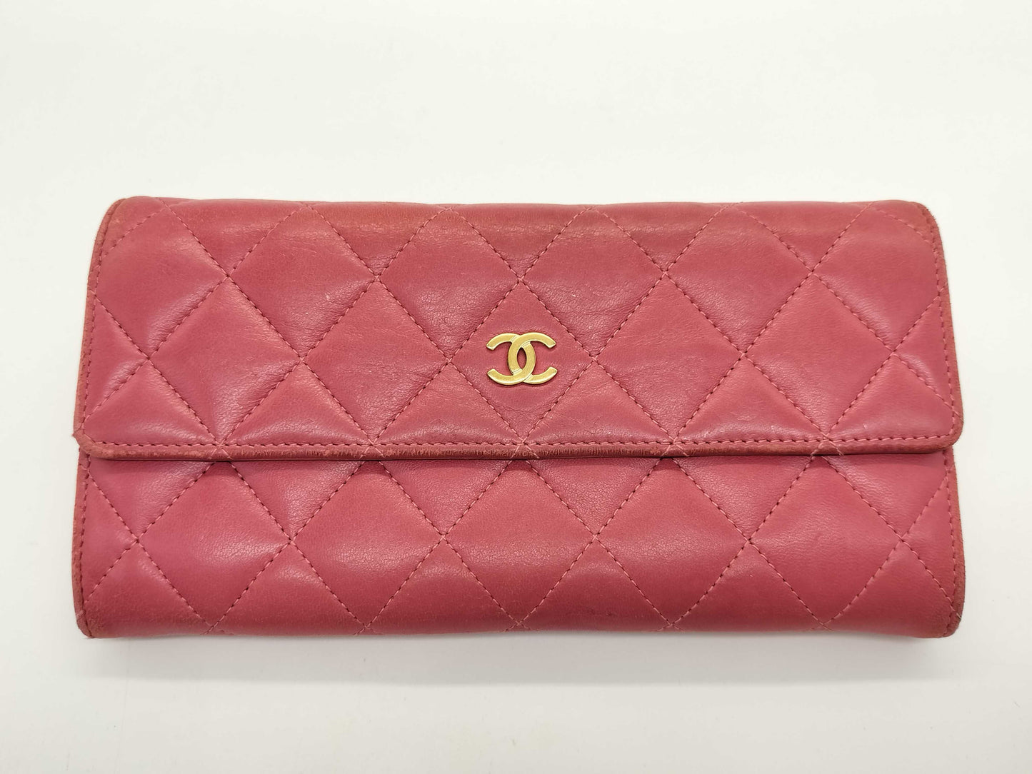 CHANEL [With sticker card] 18th series Lambskin Matelasse Bi-fold Long Wallet Pink Wallet