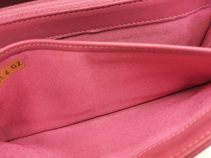CHANEL [With sticker card] 18th series Lambskin Matelasse Bi-fold Long Wallet Pink Wallet