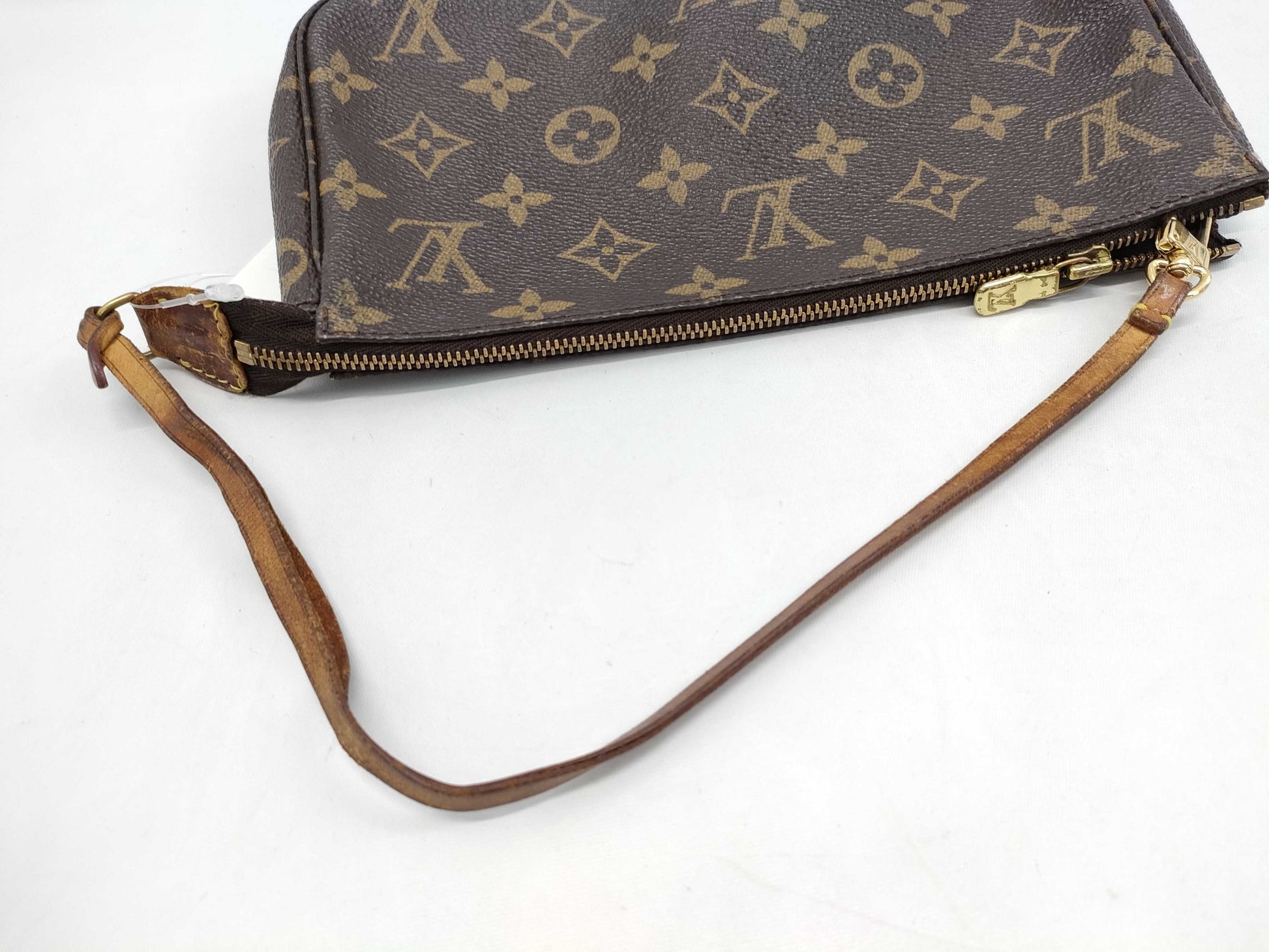 LOUIS VUITTON Monogram M40712 Pochette Accessoires Handbag