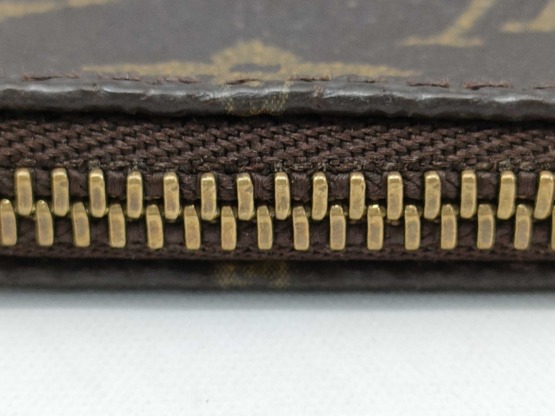 LOUIS VUITTON Monogram M40712 Pochette Accessoires Handbag