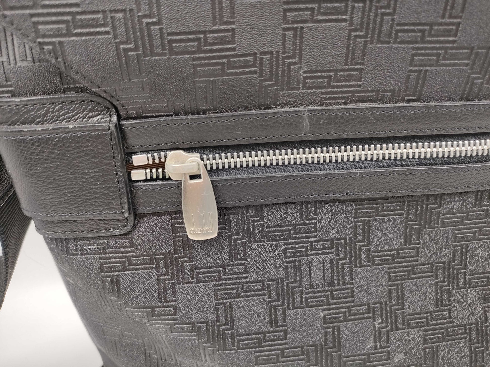 dunhill shoulder bag