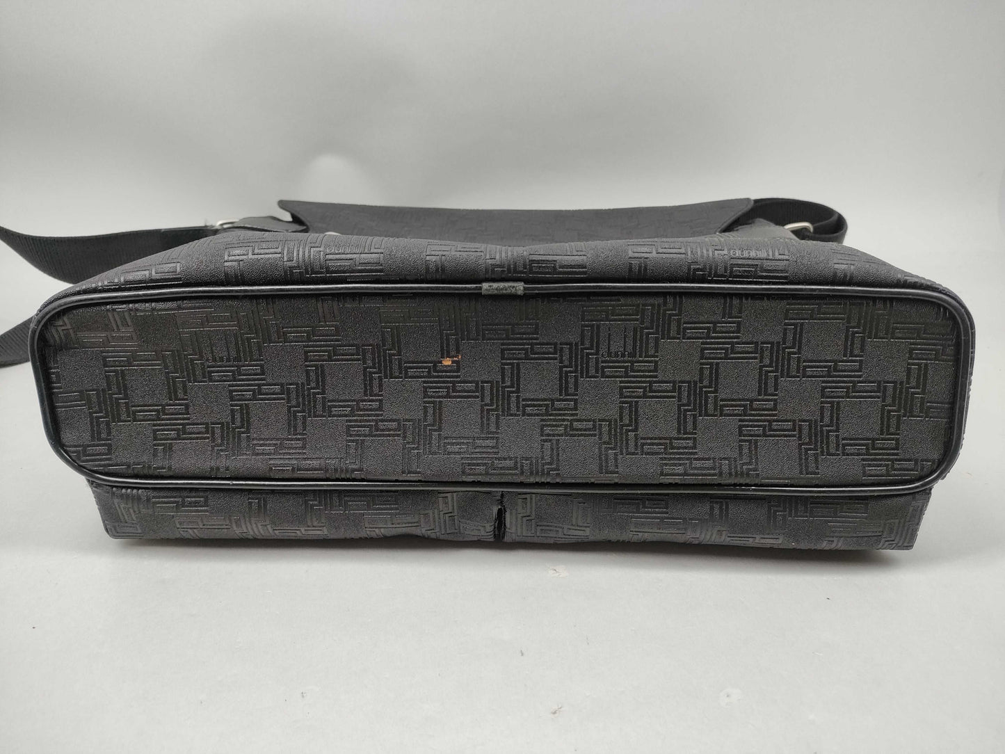 dunhill shoulder bag