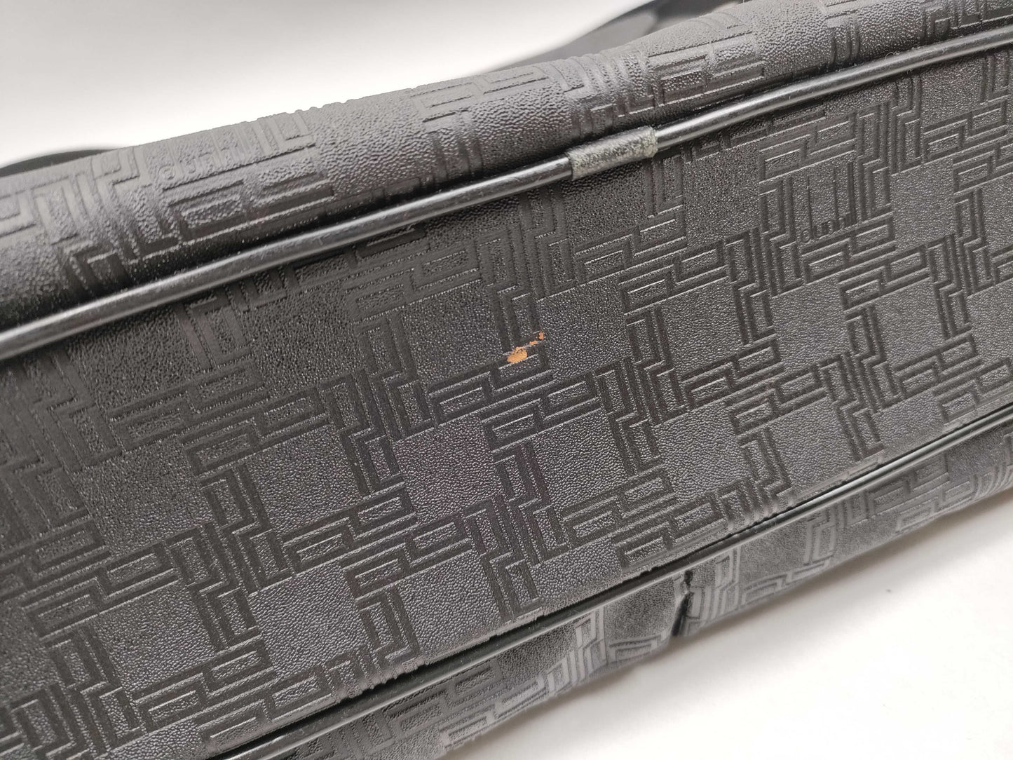 dunhill shoulder bag