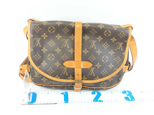 LOUIS VUITTON Monogram M42256 Saumur 30 Shoulder Bag
