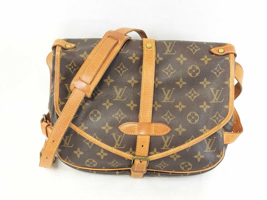 LOUIS VUITTON Monogram M42256 Saumur 30 Shoulder Bag