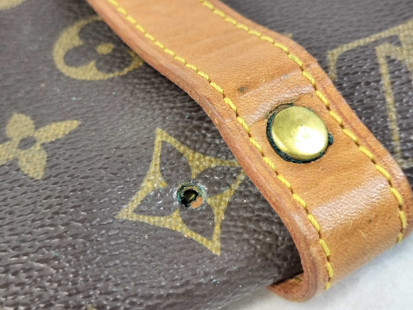 LOUIS VUITTON Monogram M42256 Saumur 30 Shoulder Bag