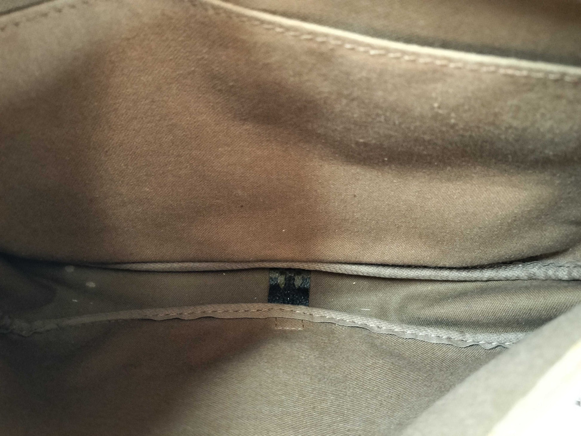 LOUIS VUITTON Monogram M42256 Saumur 30 Shoulder Bag