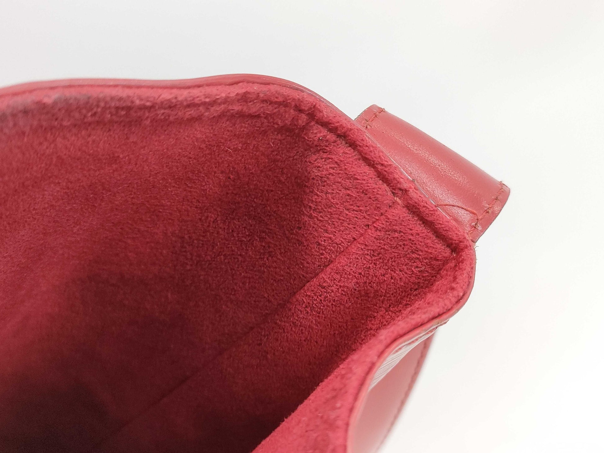 LOUIS VUITTON Epi Sac de Paul Handbag 