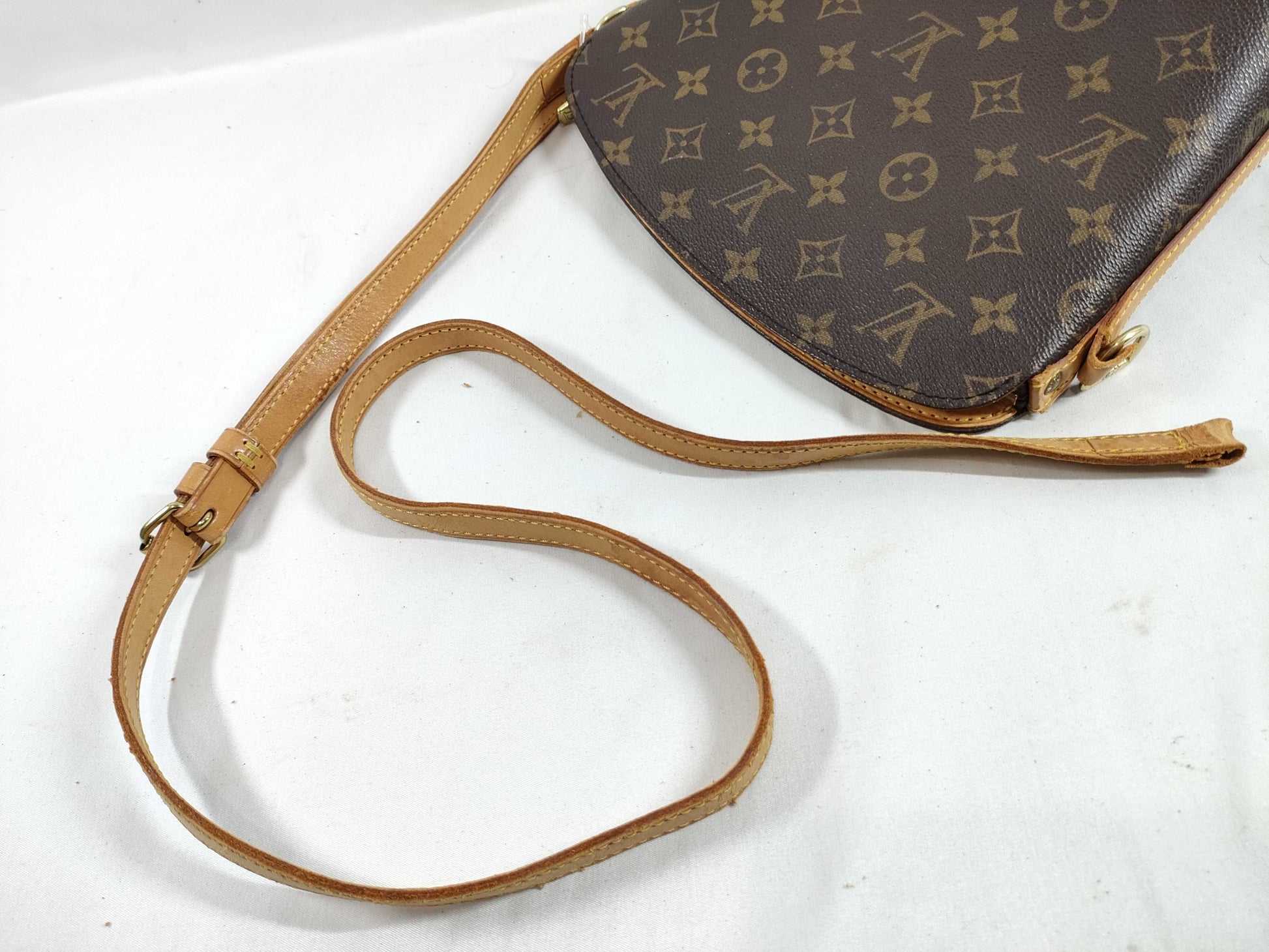 LOUIS VUITTON [Serial Number] VI0997 Monogram M51290 Drouot Shoulder Bag
