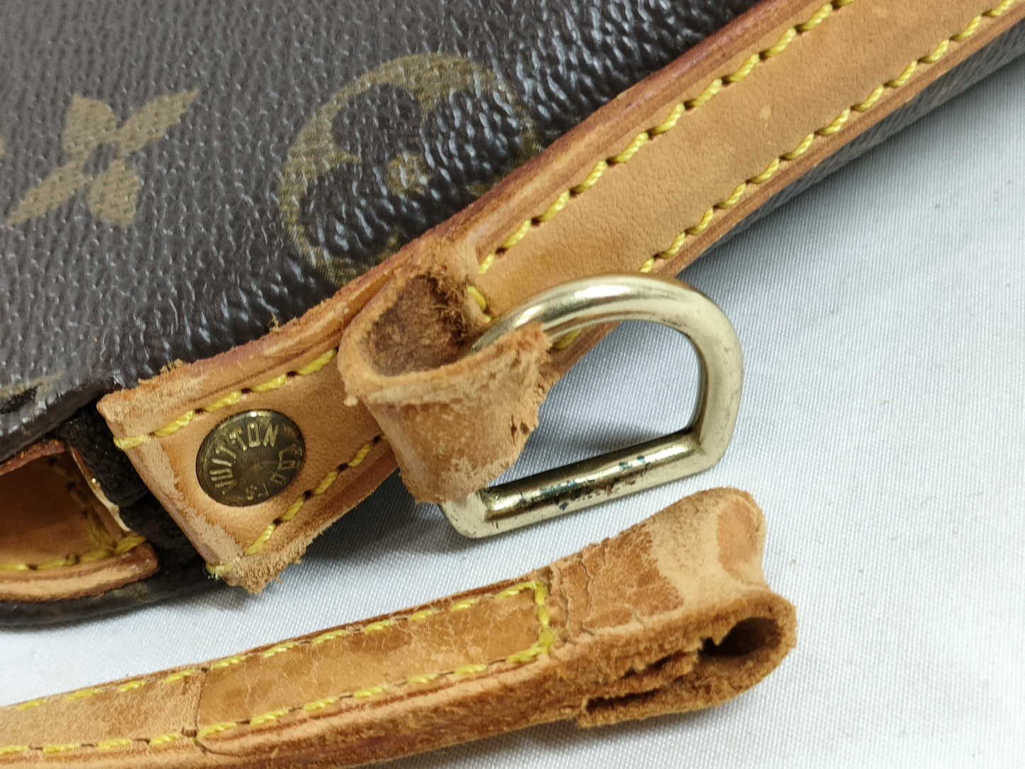 LOUIS VUITTON [Serial Number] VI0997 Monogram M51290 Drouot Shoulder Bag