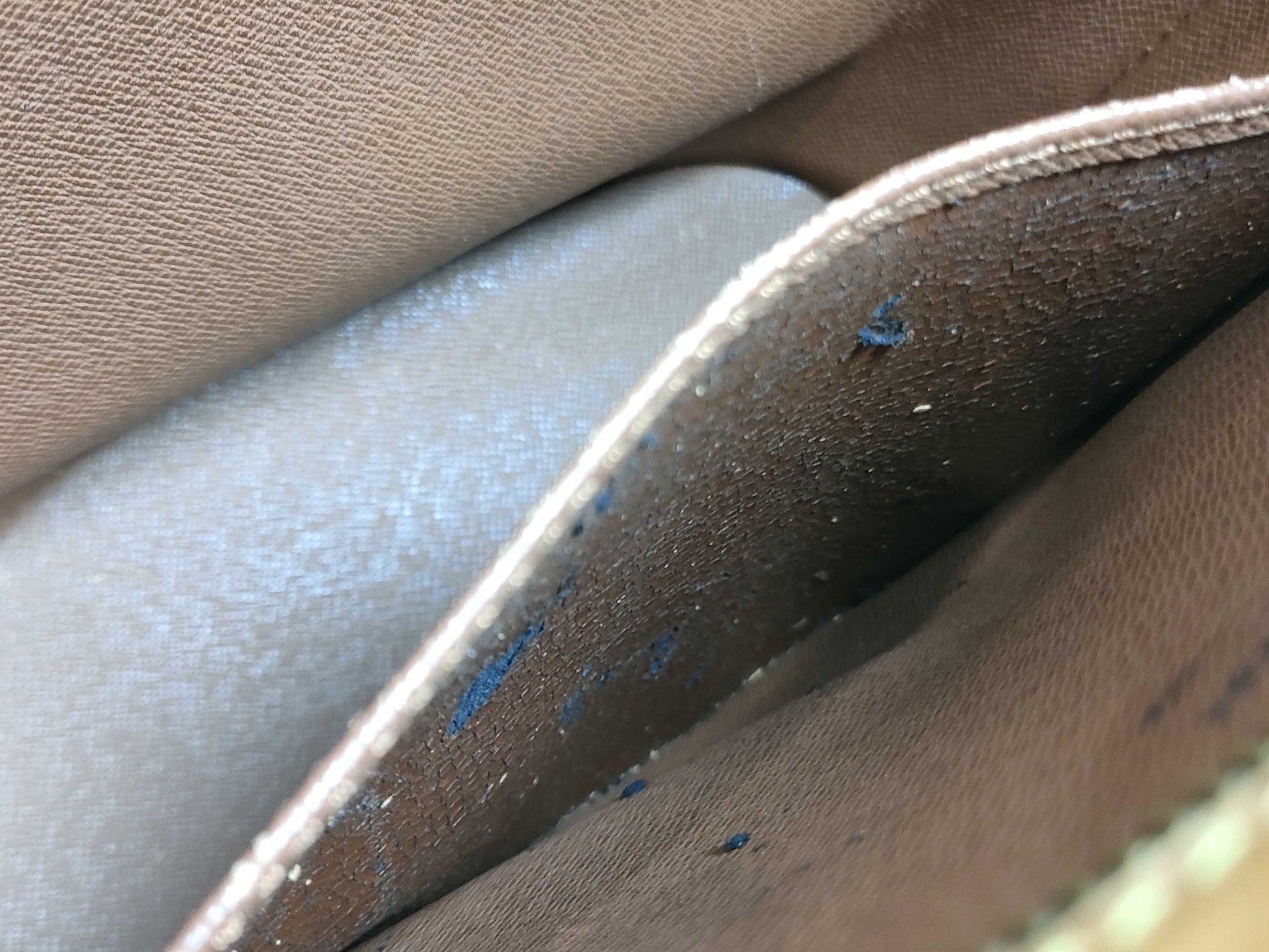 LOUIS VUITTON [Serial Number] VI0997 Monogram M51290 Drouot Shoulder Bag