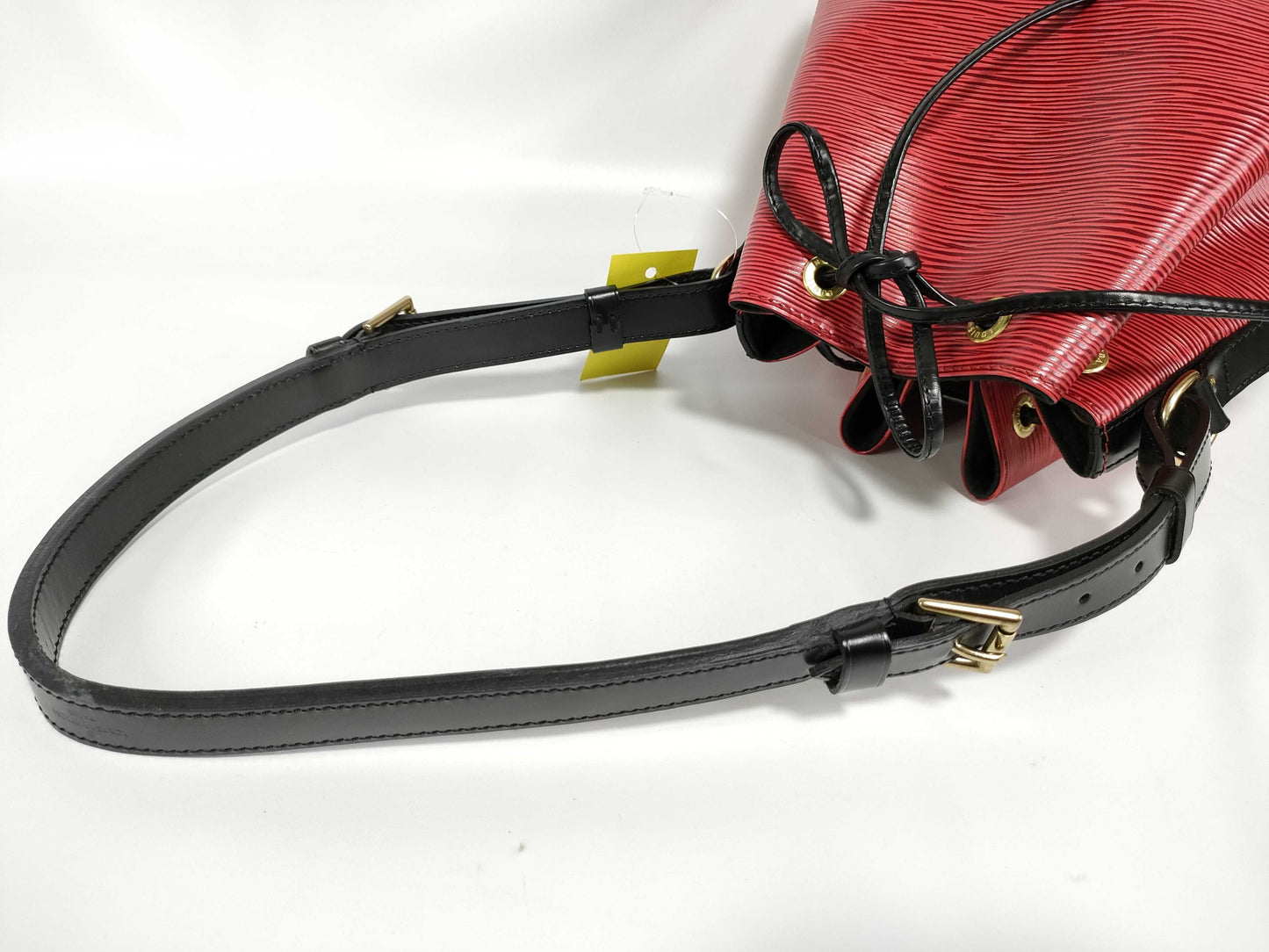 LOUIS VUITTON [Model Number] M44172 Epi M44107 Petit Noe Two-Tone Shoulder Bag