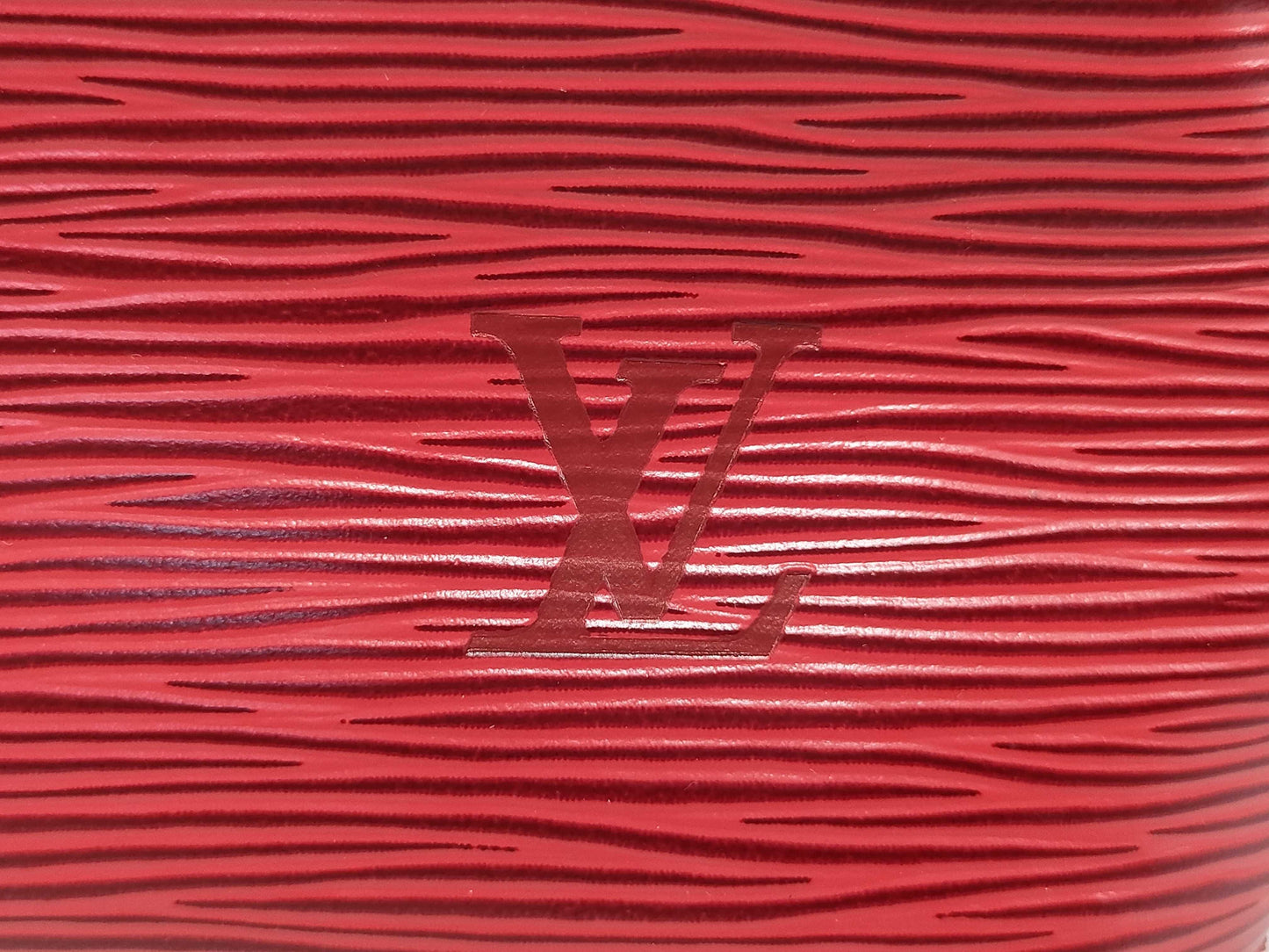LOUIS VUITTON [Model Number] M44172 Epi M44107 Petit Noe Two-Tone Shoulder Bag