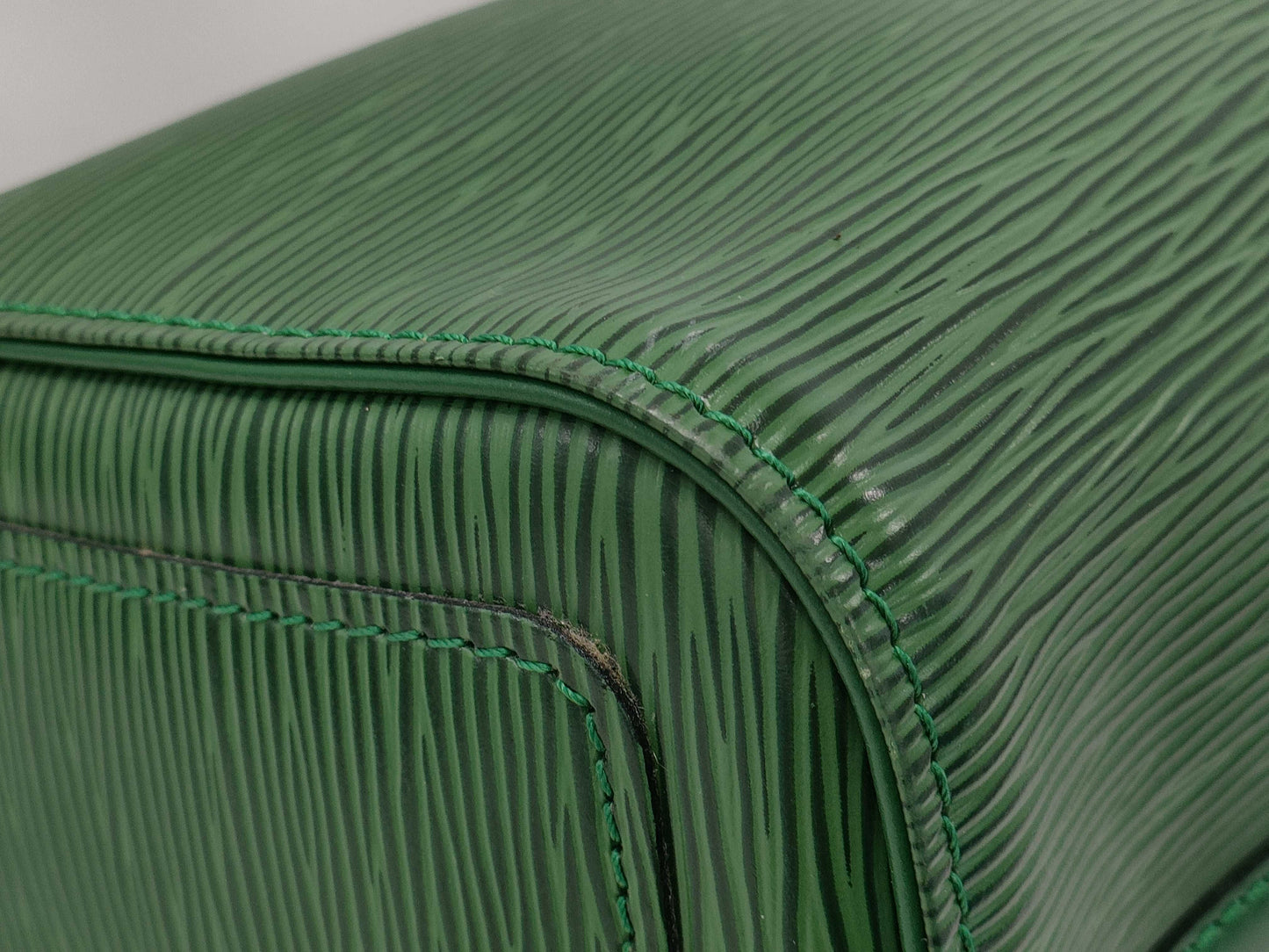 LOUIS VUITTON VI0925 Epi M43014 Speedy 25 Green Handbag
