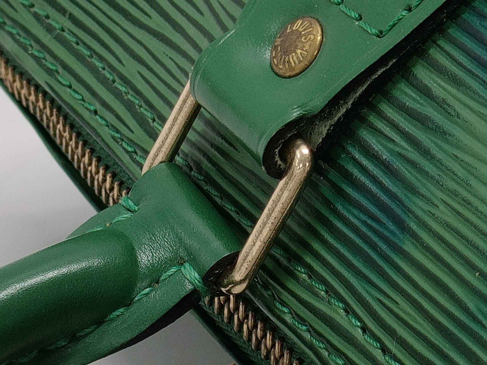 LOUIS VUITTON VI0925 Epi M43014 Speedy 25 Green Handbag