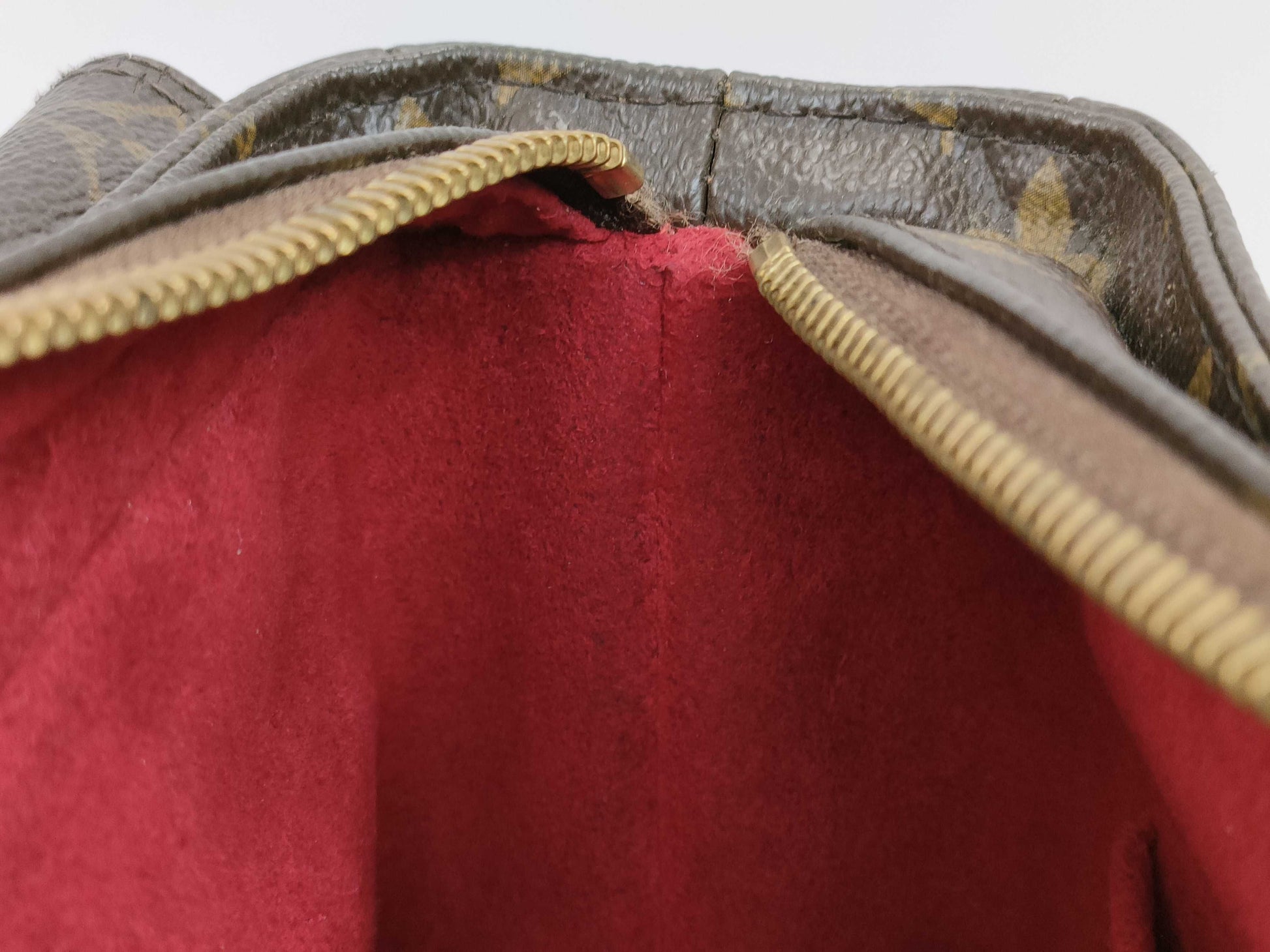LOUIS VUITTON Monogram Viva Cite MM Shoulder Bag