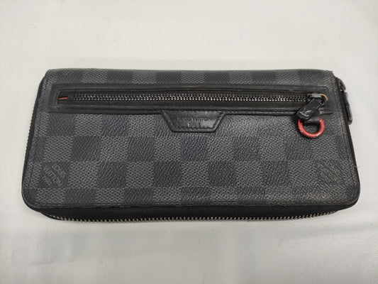LOUIS VUITTON Damier Graphite Utility Zippy Wallet Vertical Wallet