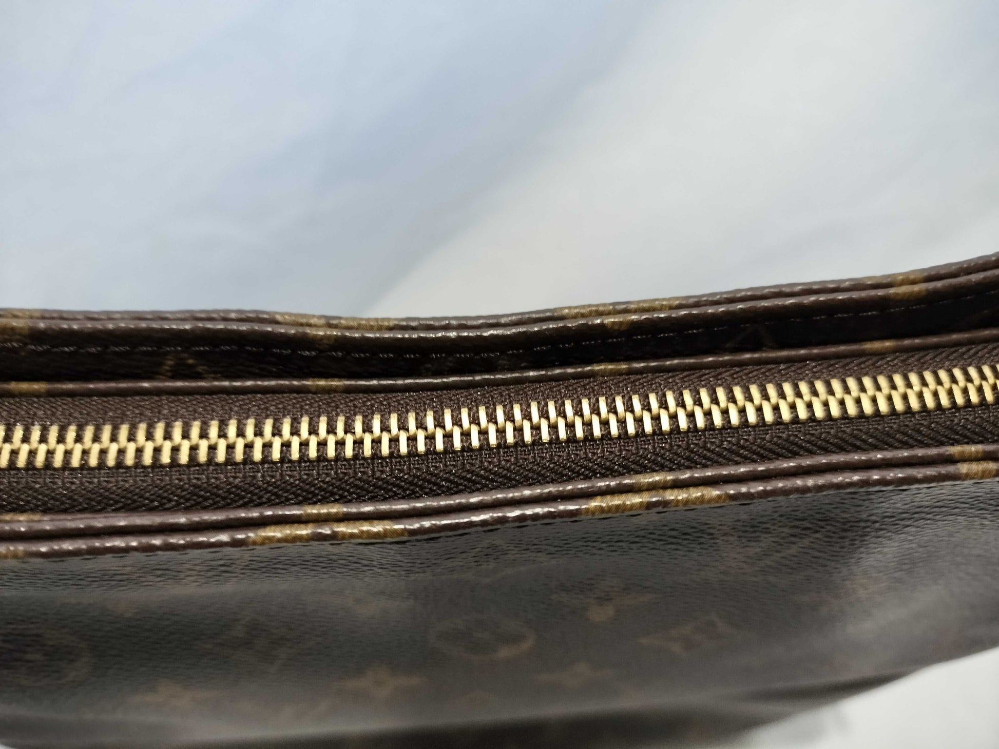 LOUIS VUITTON RFID Unverifiable DU1004 Monogram M51145 Looping GM Shoulder Bag
