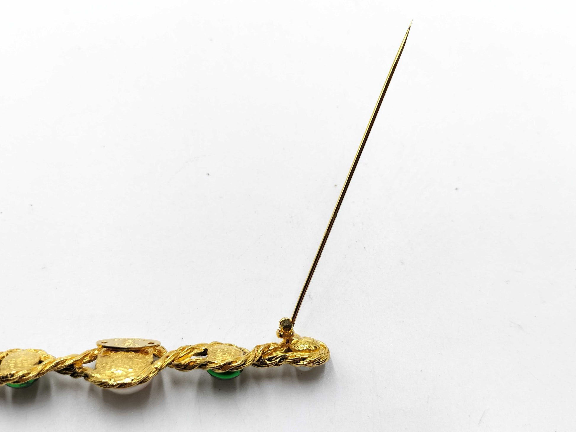 CHANEL No Comment Pearl Color Stone Brooch Brooch