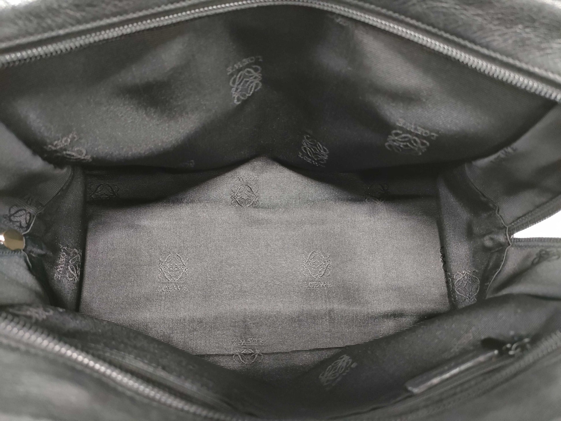 LOEWE Amazona 28 handbag