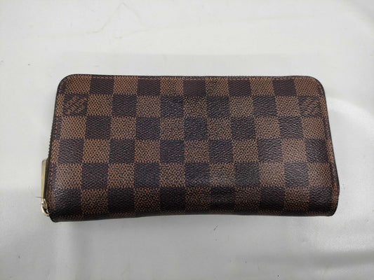 LOUIS VUITTON Damier Zippy Wallet Zipper Broken Wallet