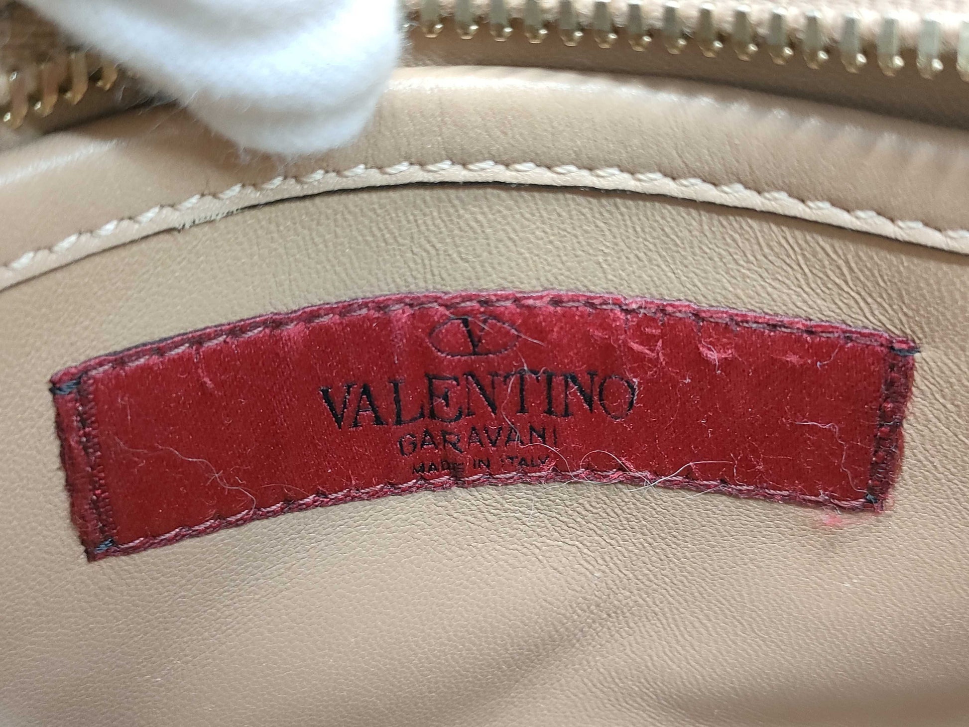 VALENTINO Garavani Rockstud Shoulder Bag