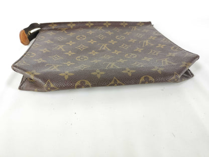 LOUIS VUITTON Unidentified Monogram Poche Toilette 26 Pouch