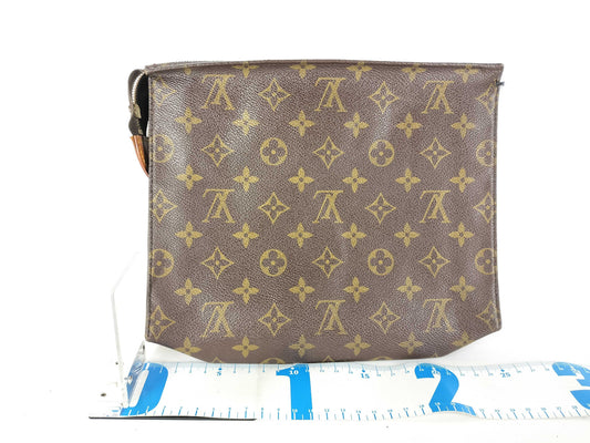 LOUIS VUITTON Unidentified Monogram Poche Toilette 26 Pouch
