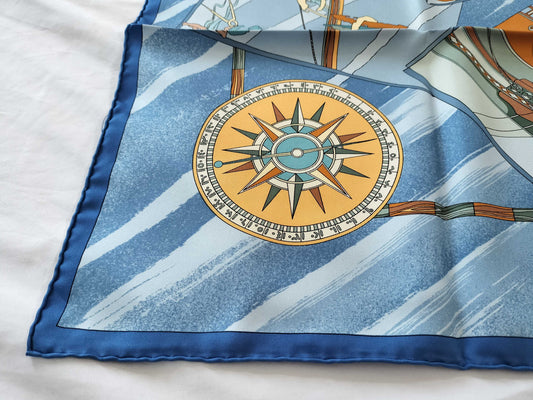 HERMES Carré 90 FACE AU LARGE Scarf