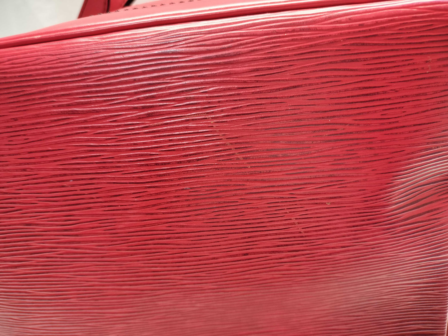 LOUIS VUITTON M44007 Epi Noe Shoulder Bag