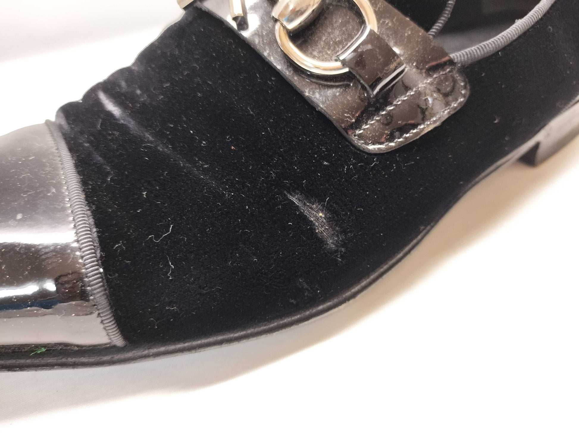 GUCCI Velour x Enamel Horsebit Loafers