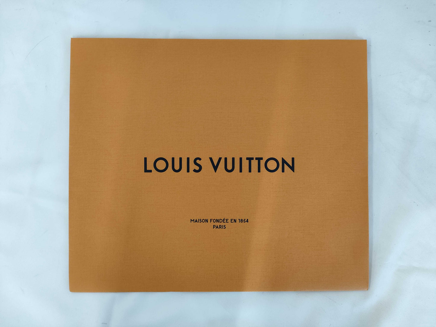 Hermes / Chanel: Empty boxes, paper bags, dust bags, bulk brand empty boxes, bulk brand empty boxes 