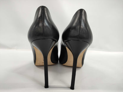 Manolo Blahnik pumps