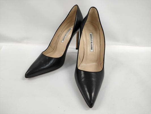 Manolo Blahnik pumps