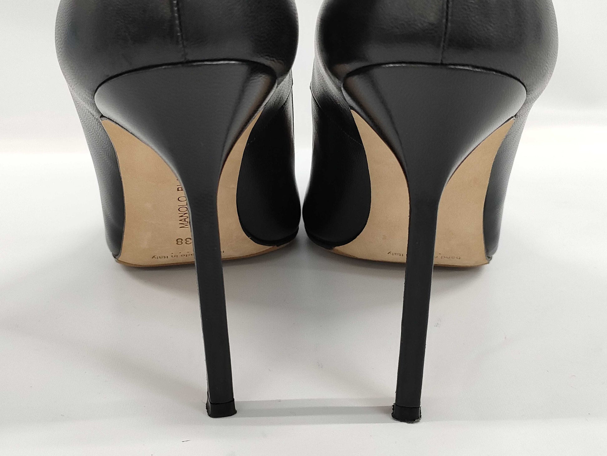 Manolo Blahnik pumps