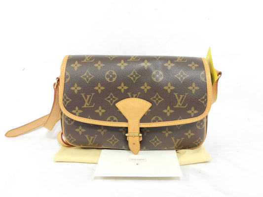 LOUIS VUITTON TH0065 Monogram Sologne Shoulder Bag